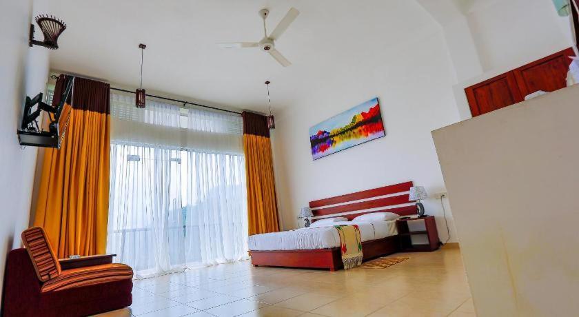 Thuruliya Hotel Рамбода Екстериор снимка